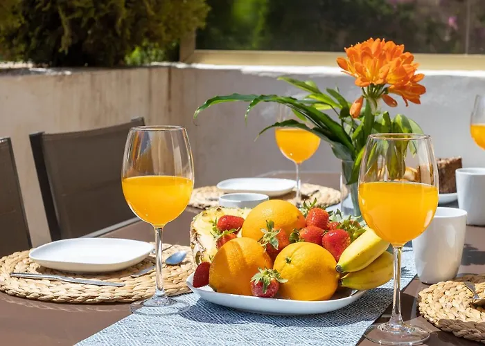 Oleholidays 806 Romana Playa Primera Linea De Playa Marbella